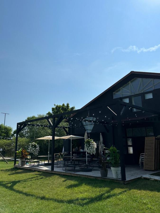 Hotel Glamping Mella Muiza Jūrkalne Exteriér fotografie
